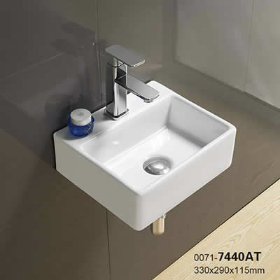 0071-7440AT