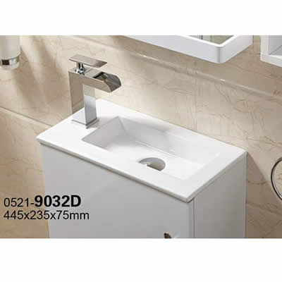 0521-9032D