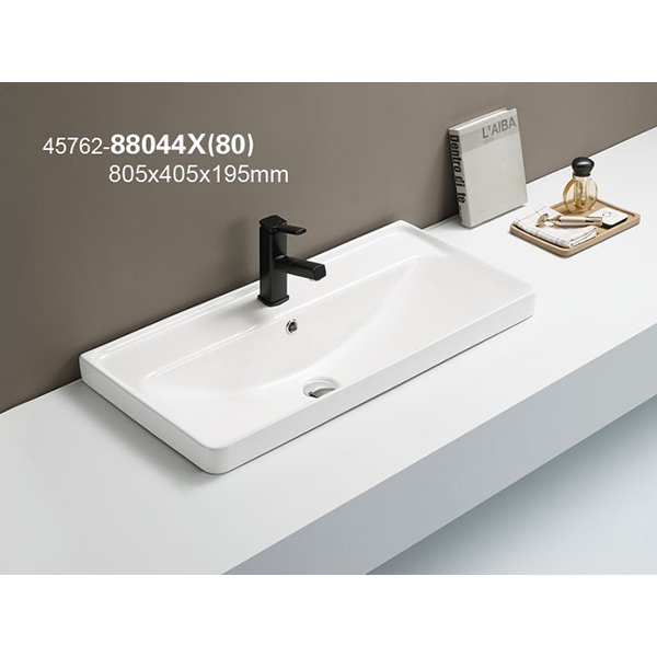45762-88044X(80)
